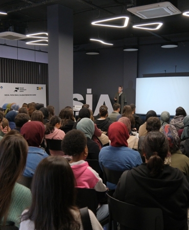 Bu Ders SİA’dayız Programı Üniversiteleri Sosyal İnovasyonla Buluşturuyor